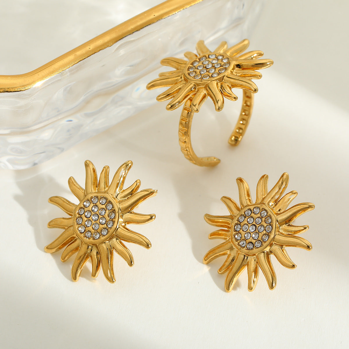 SUNBURST RADIANCE RING