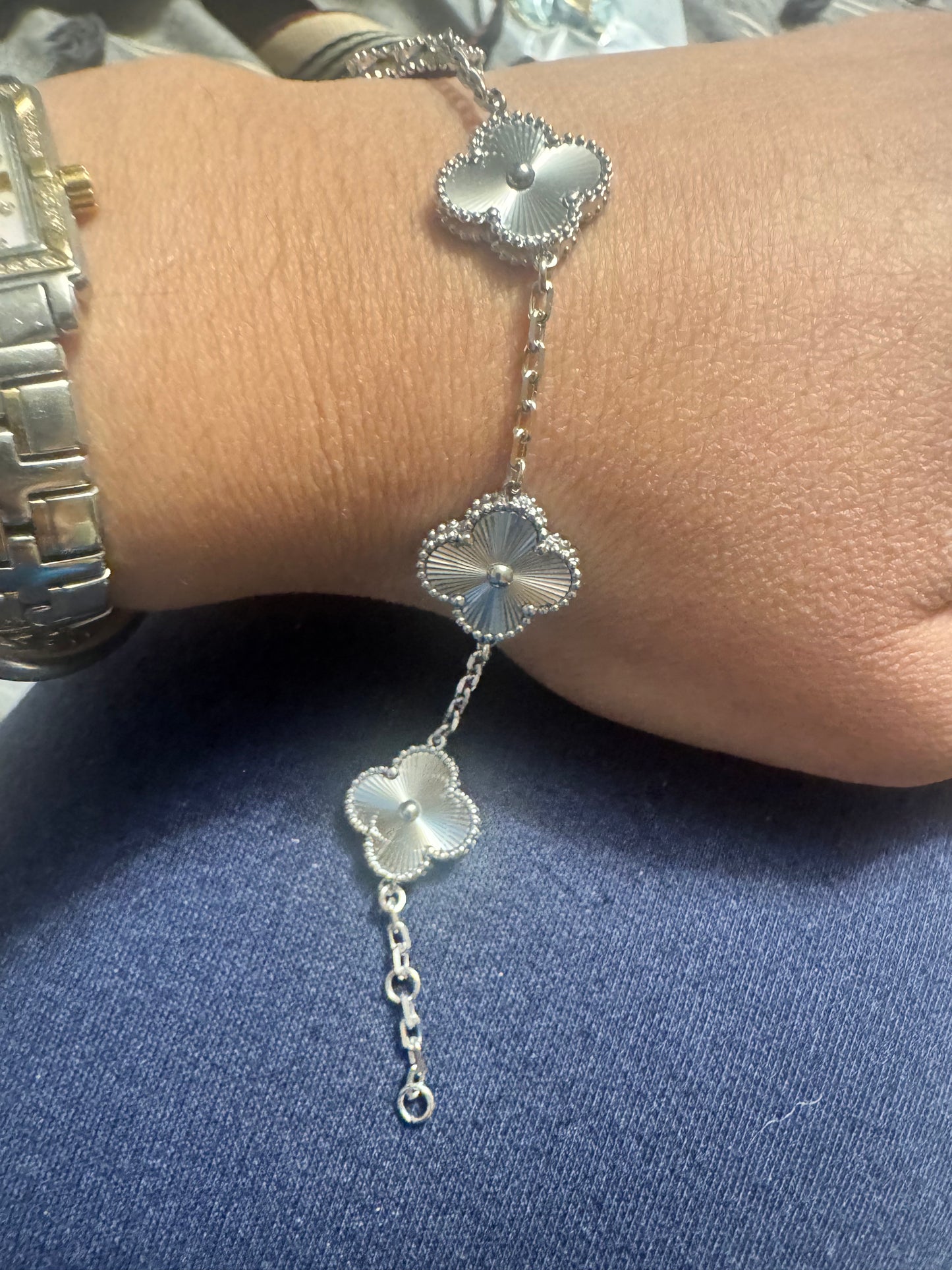 Silver Clover Radiance Bracelet